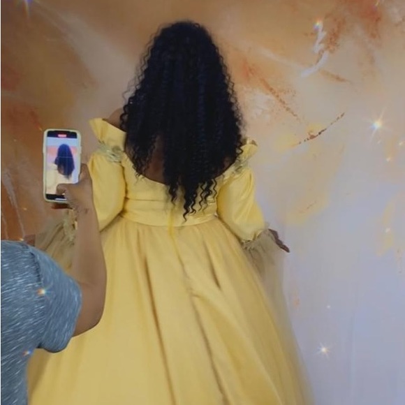 Evening gown - Picture 2 of 5